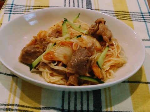 お肉とキムチのそうめん♡
